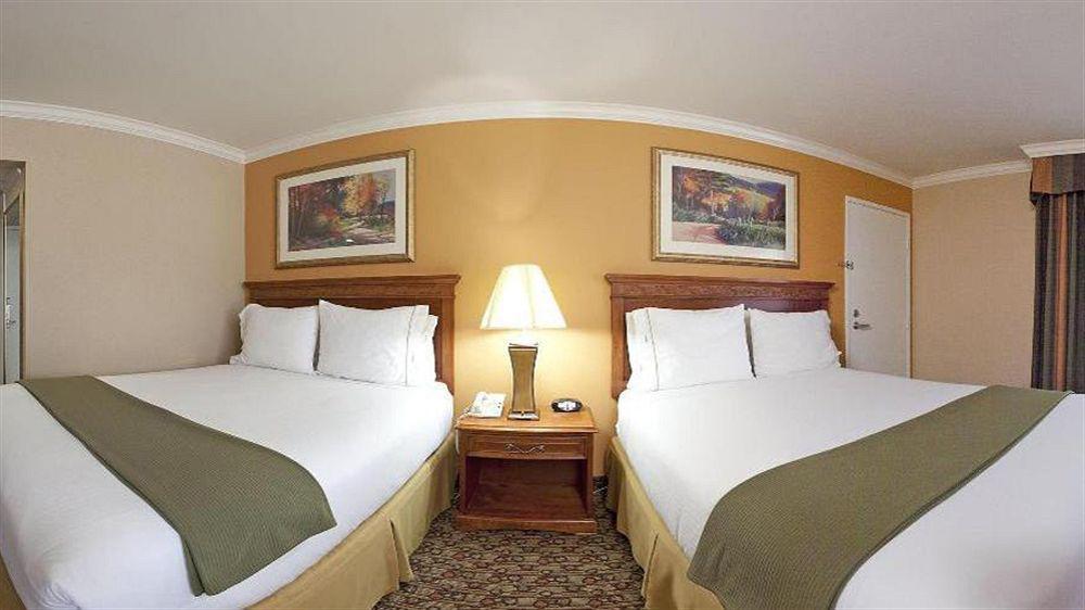 Xola Trademark Collection By Wyndham Hotel Moreno Valley