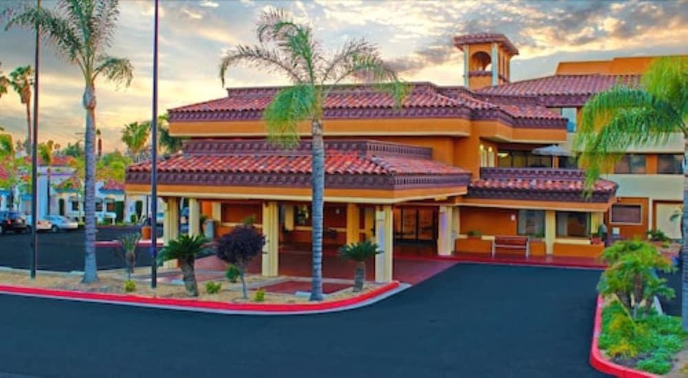 Hotel Xola Trademark Collection By Wyndham Moreno Valley