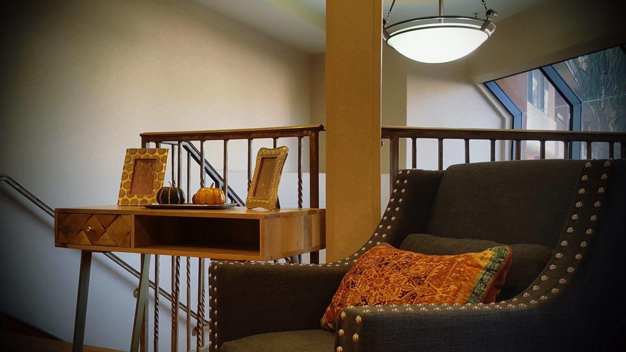Hotel Xola Trademark Collection By Wyndham 3*